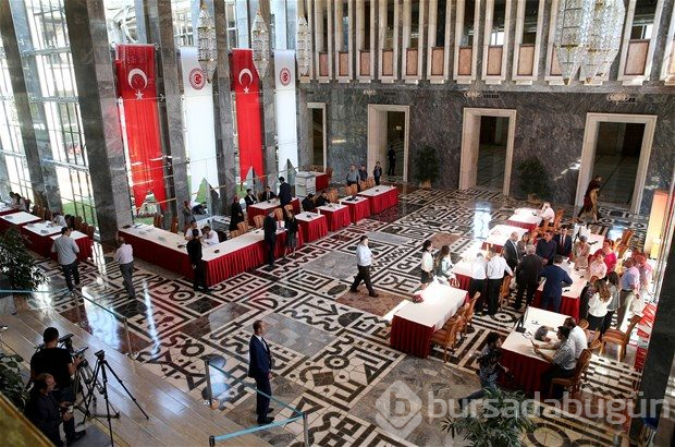 Her şey hazır, onlar bekleniyor...