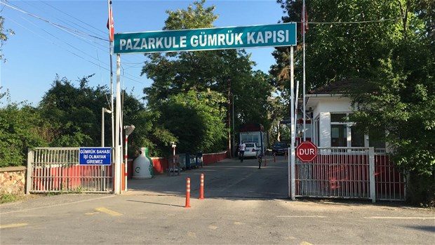 Yunanistan sınırında şaşırtan olay! Kepçeyle yanlışlıkla sınırdan geçti