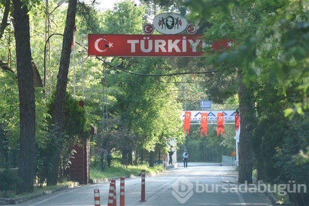 Yunanistan sınırında şaşırtan olay! Kepçeyle yanlışlıkla sınırdan geçti