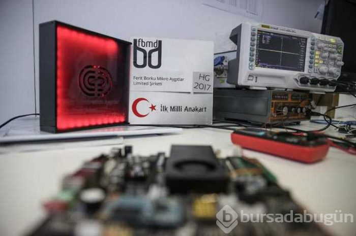Bursa'da yaşayan 18 yaşındaki Ferit Borku, yerli elektronik ana kart üretti