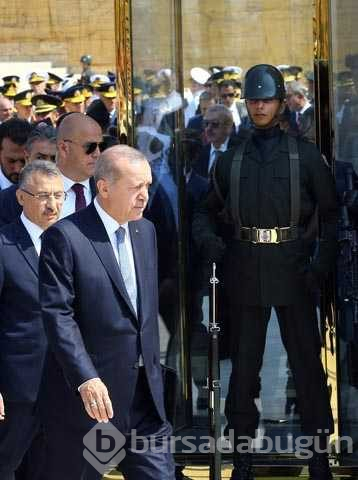 Büyük Zaferin 96'ncı yılı kutlamaları kapsamında ilk tören Anıtkabir'de düzenlendi