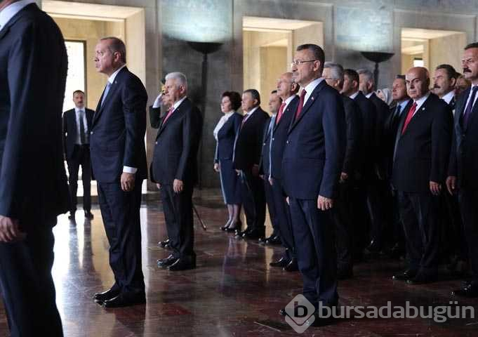 Büyük Zaferin 96'ncı yılı kutlamaları kapsamında ilk tören Anıtkabir'de düzenlendi