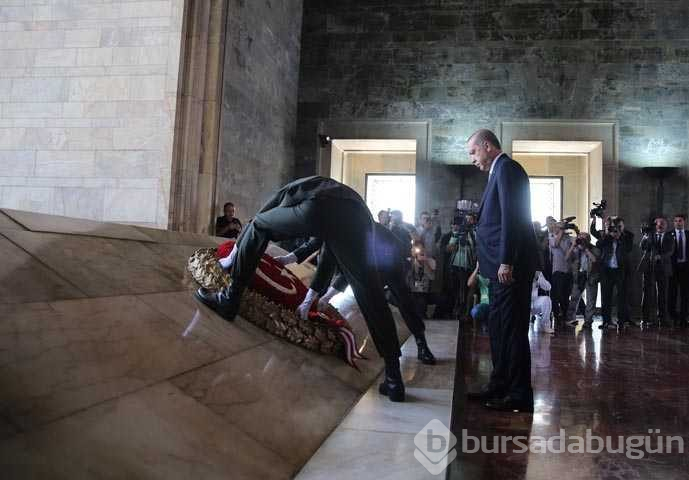 Büyük Zaferin 96'ncı yılı kutlamaları kapsamında ilk tören Anıtkabir'de düzenlendi