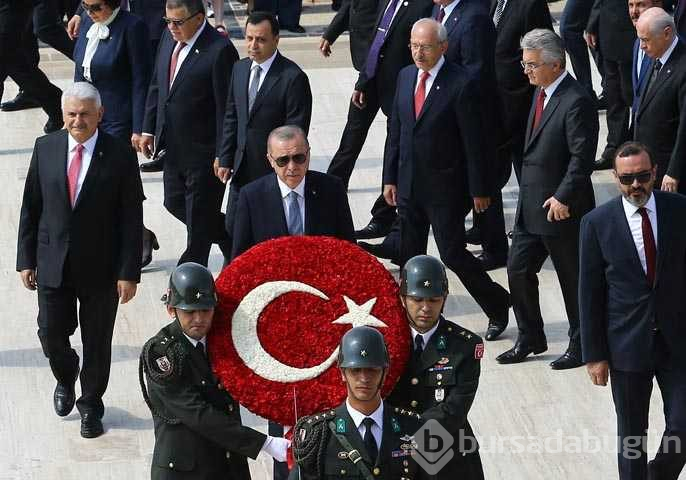 Büyük Zaferin 96'ncı yılı kutlamaları kapsamında ilk tören Anıtkabir'de düzenlendi