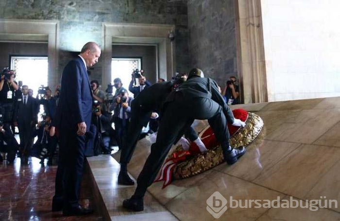 Büyük Zaferin 96'ncı yılı kutlamaları kapsamında ilk tören Anıtkabir'de düzenlendi