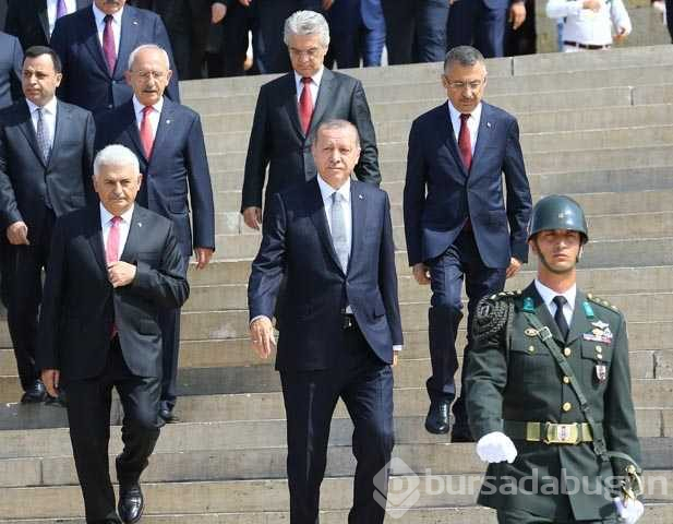 Büyük Zaferin 96'ncı yılı kutlamaları kapsamında ilk tören Anıtkabir'de düzenlendi