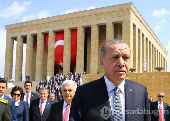 Büyük Zaferin 96'ncı yılı kutlamaları kapsamında ilk tören Anıtkabir'de düzenlendi