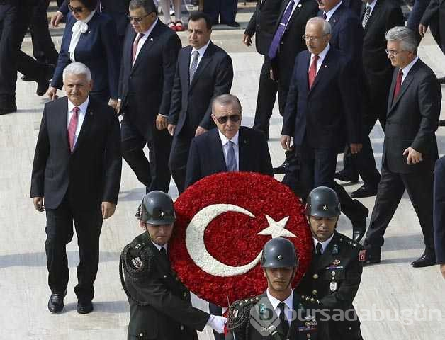Büyük Zaferin 96'ncı yılı kutlamaları kapsamında ilk tören Anıtkabir'de düzenlendi