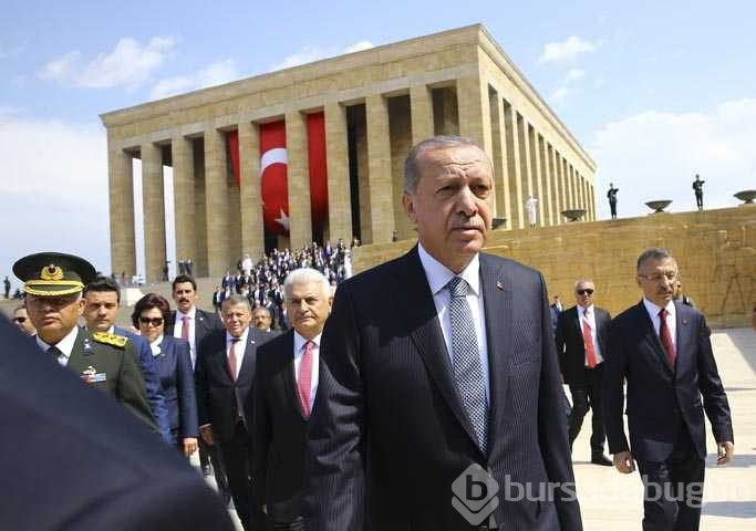 Büyük Zaferin 96'ncı yılı kutlamaları kapsamında ilk tören Anıtkabir'de düzenlendi