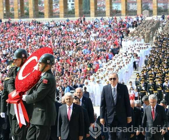 Büyük Zaferin 96'ncı yılı kutlamaları kapsamında ilk tören Anıtkabir'de düzenlendi