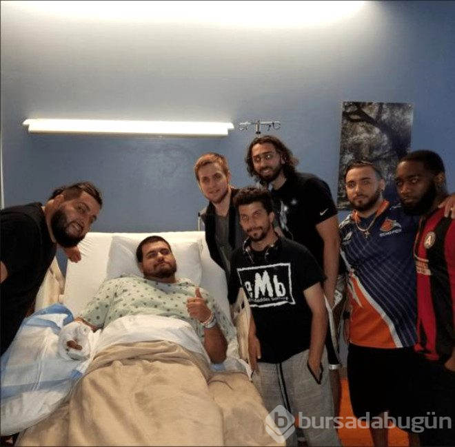 Oyun oynarken silahlı saldırı