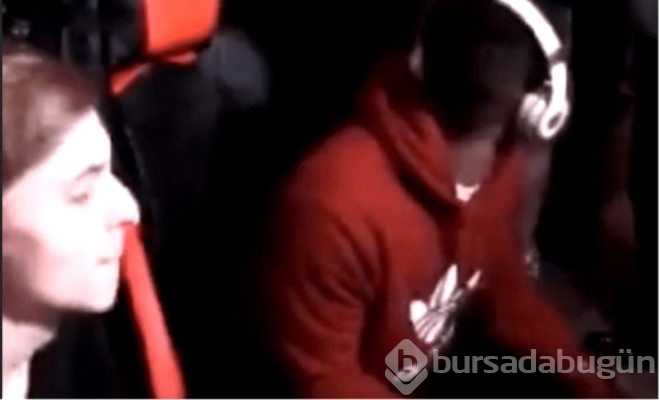 Oyun oynarken silahlı saldırı