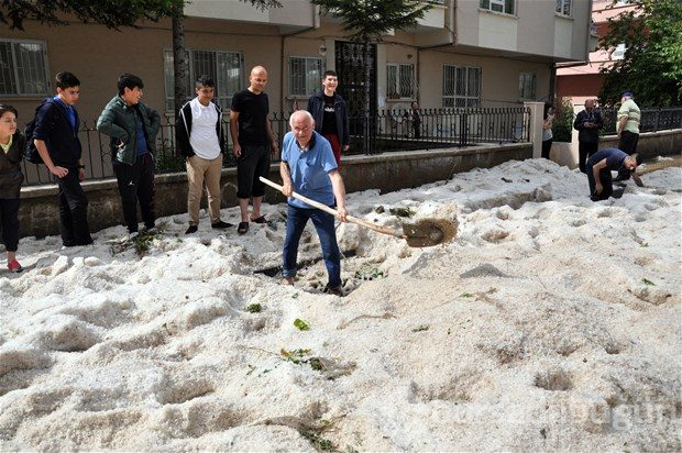 15 dakikada afeti yaşadılar