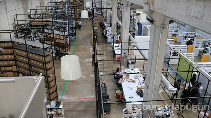 Yerli akıllı cep telefonu ve tablet bilgisayar firması Reeder Samsun'da fabrika açtı