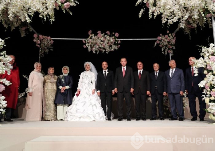 Cumhurbaşkanı Erdoğan ve TBMM Başkanı Yıldırım nikah şahidi oldu