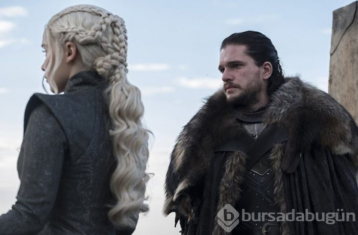 Emilia Clarke bir sonraki projesi için ipucu verdi