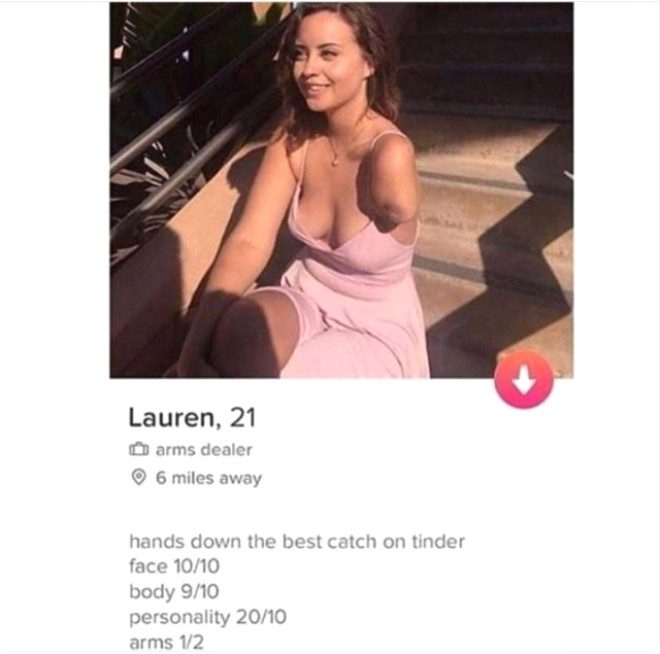 Tek kolunu kaybeden Lauren Tinder açıkmasası ile fenomen oldu 