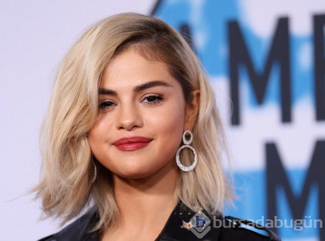 Selena Gomez yılın kadını seçildi!