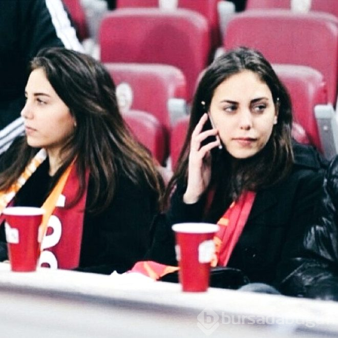 Daha önce hiç duymadıgınız ikizi olan ünlüler!