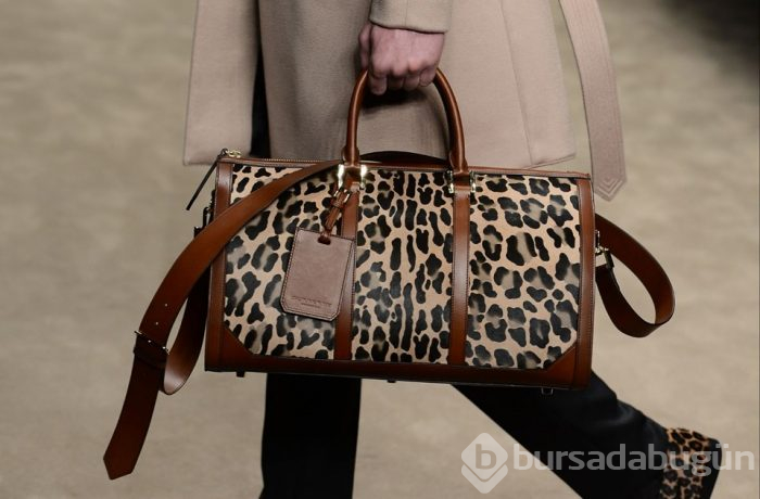 Burberry satılmayan kıyafetleri yakmayı bıraktı