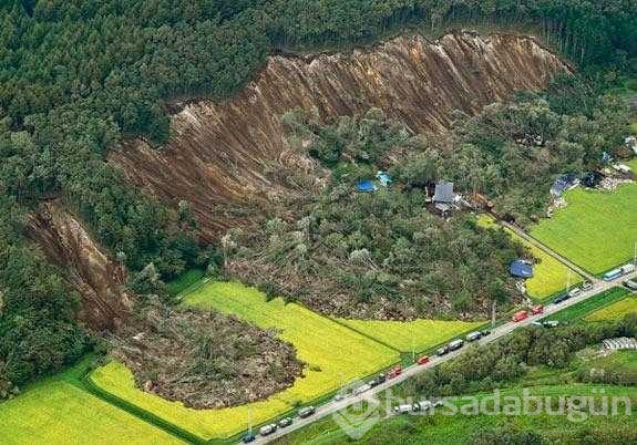 Deprem dağları devirdi!
