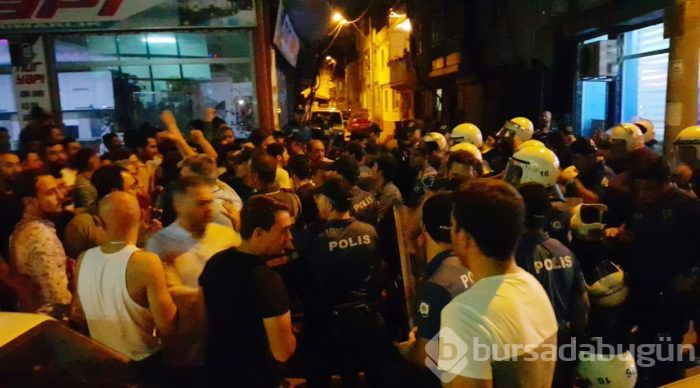 Bursa'da Suriyeliler ile mahalleli arasında kavga çıktı
