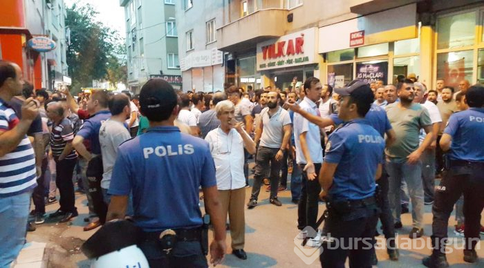 Bursa'da Suriyeliler ile mahalleli arasında kavga çıktı

