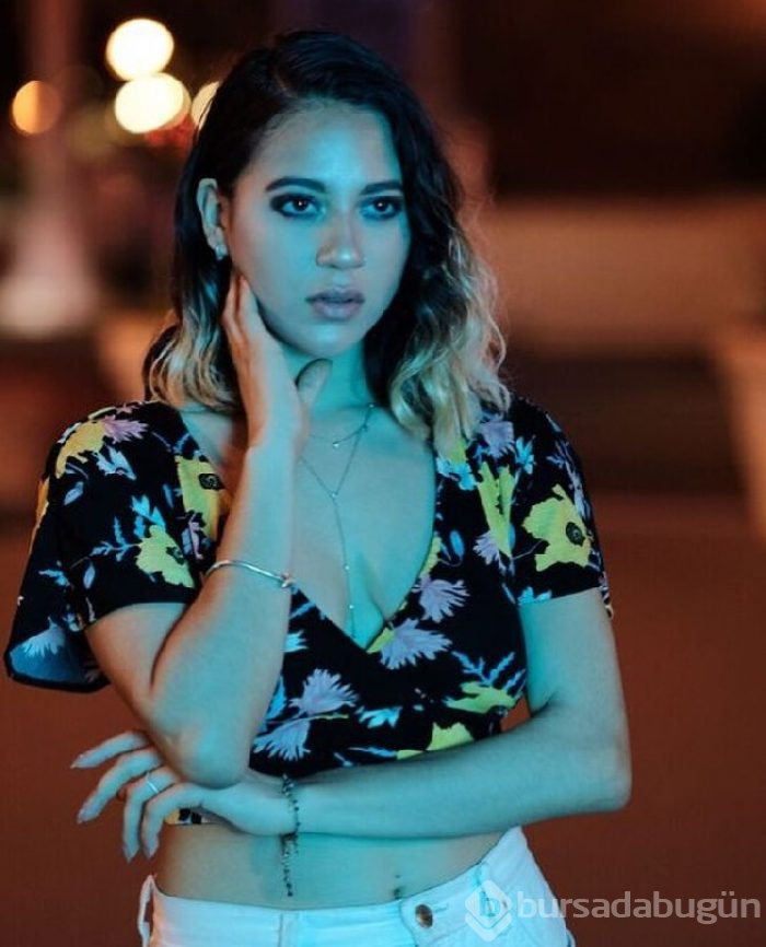 Natasha Aponte bütün erkeklere aynı saatte randevu verdi