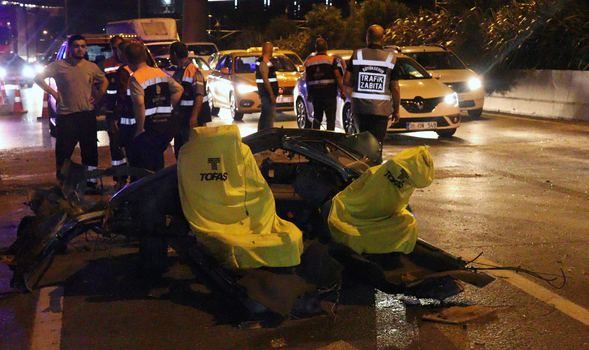 Bayrampaşa'da trafik kazası: 3 yaralı
