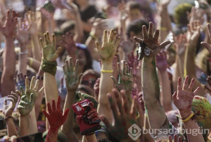 Ankara'da "renkli koşu" festivali