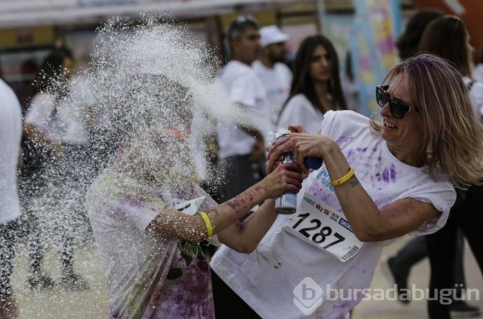 Ankara'da "renkli koşu" festivali