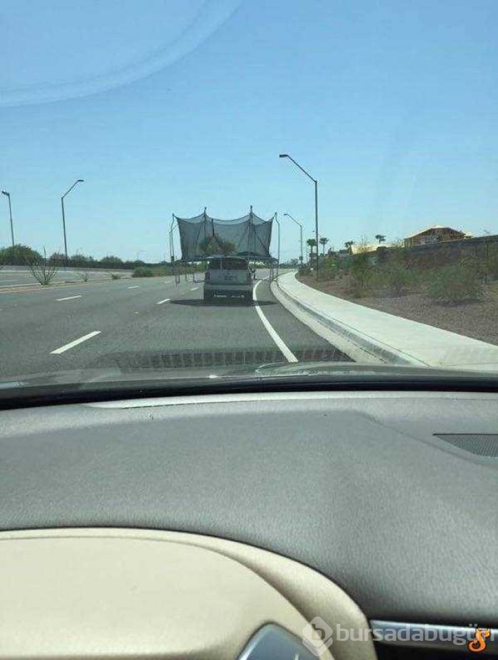 Trafikte sürücüleri şok eden olaylar