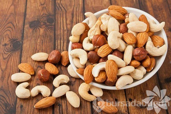 Sağlığı bir cilt için tüketilmesi gereken besinler neler?