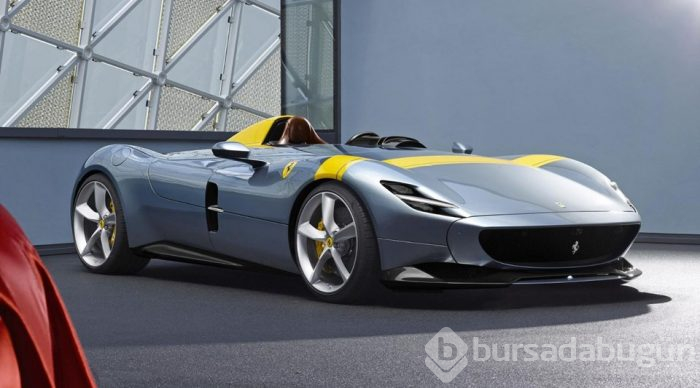 Ferrari, Monza SP1 ve SP2 modellerini tanıttı