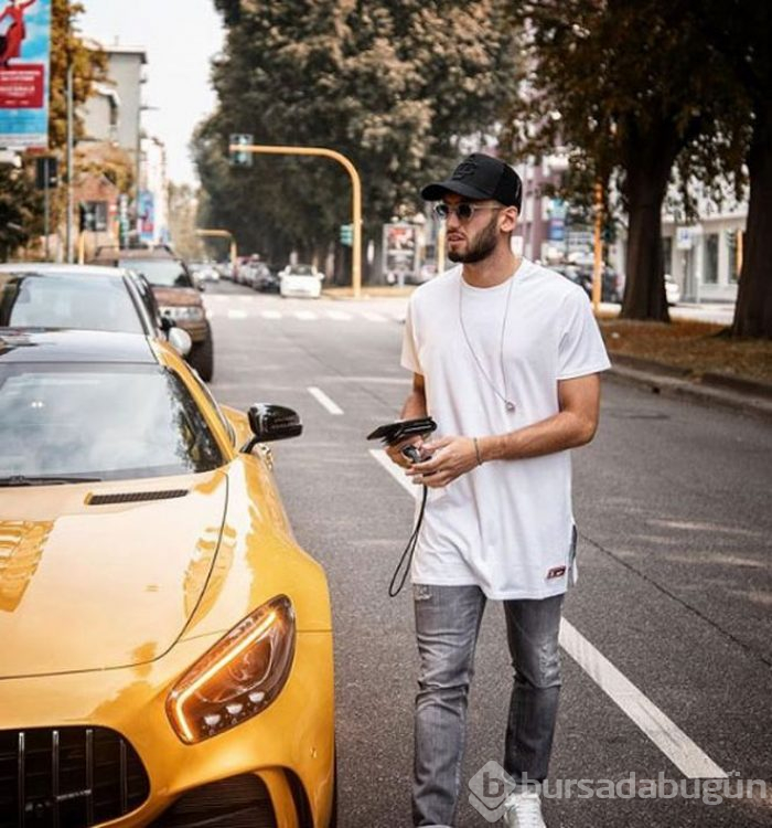 Hakan Çalhanoğlu'nun yeni aracının fiyatı dudak uçuklattı (Ünlülerin otomobilleri)
