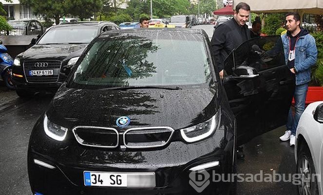 Hakan Çalhanoğlu'nun yeni aracının fiyatı dudak uçuklattı (Ünlülerin otomobilleri)
