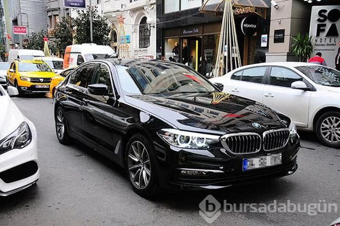 Hakan Çalhanoğlu'nun yeni aracının fiyatı dudak uçuklattı (Ünlülerin otomobilleri)
