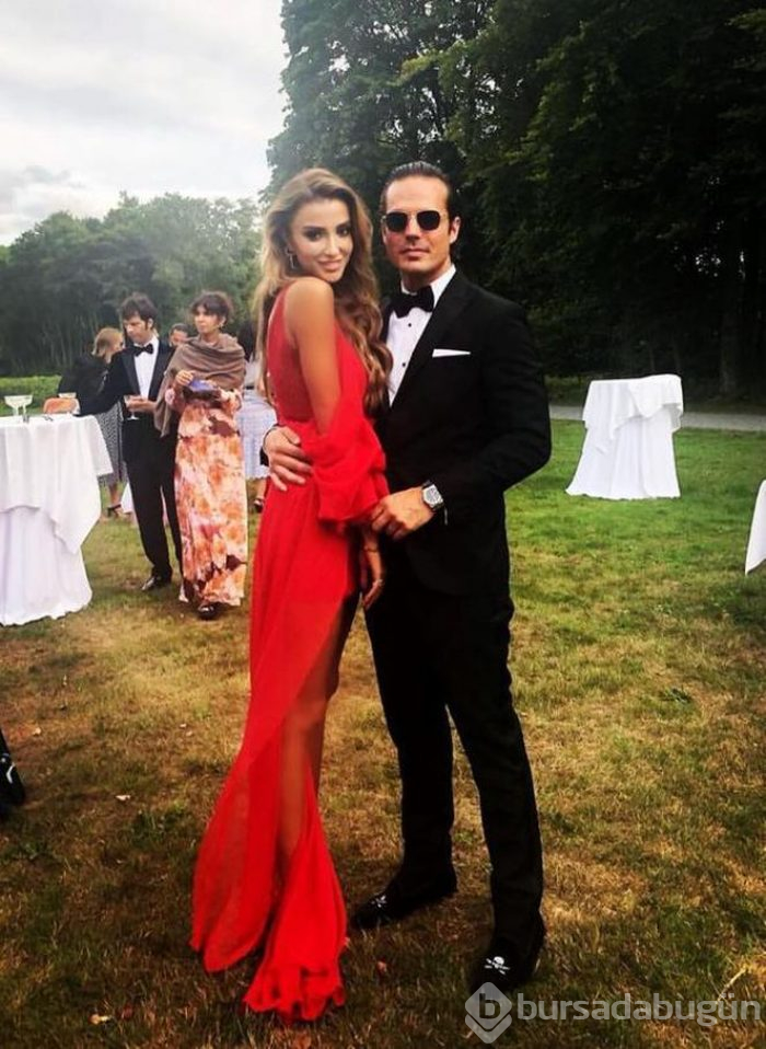 Özge Ulusoy aşkını ilan etti