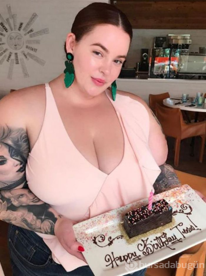 Tess Holiday'in paylaşımı topa tutuldu...
