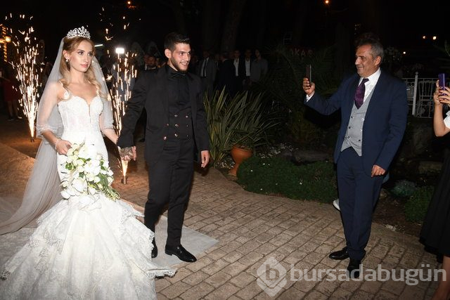 Haşim Bey Hacısüleymanoğlu ile Nisa Aktaş evlendi
