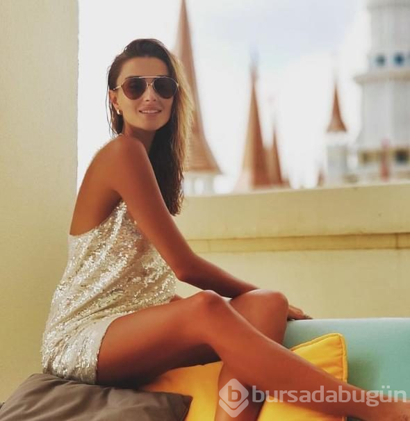 Özge'nin aşkı İstanbul'a geldi
