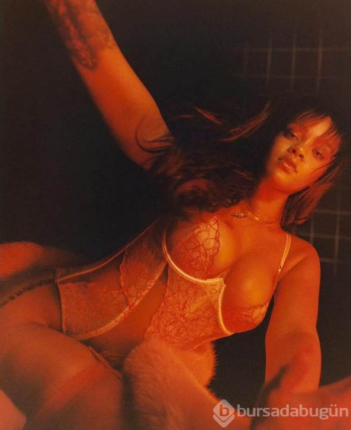 Rihanna'dan Türk hayranlarına jest!
