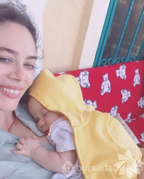 Demet Evgar Instagram'da neler paylaşıyor?
