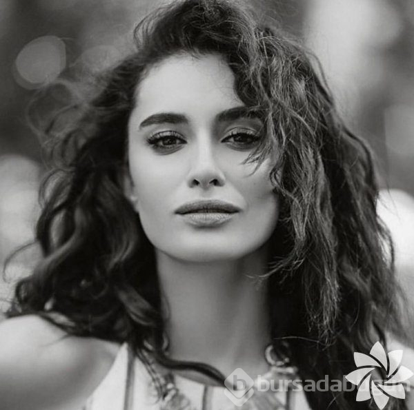 Hande Doğandemir Instagram'da neler paylaşıyor?
