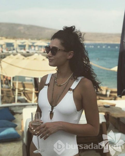 Hande Doğandemir Instagram'da neler paylaşıyor?
