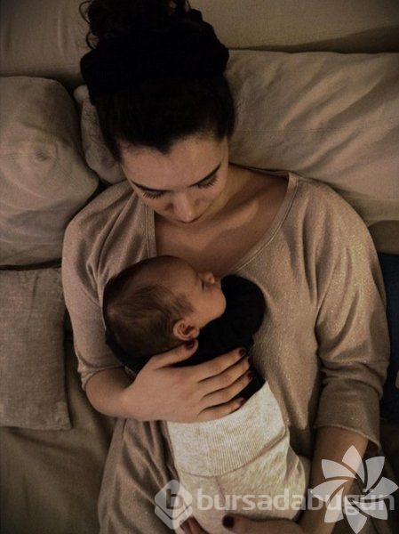 Hande Doğandemir Instagram'da neler paylaşıyor?
