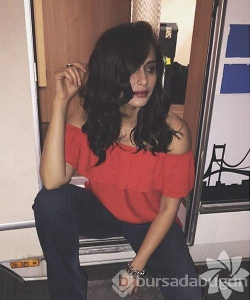 Hande Doğandemir Instagram'da neler paylaşıyor?
