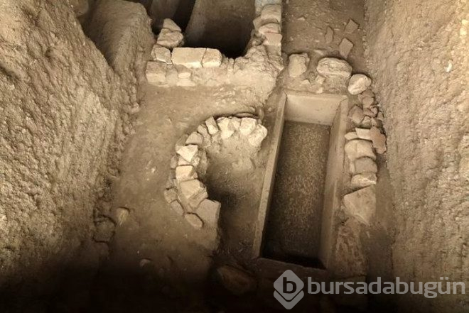 M.Ö. 6. Yüzyıldan kalan küp mezarın içinden çıkanlar şaşırttı...
