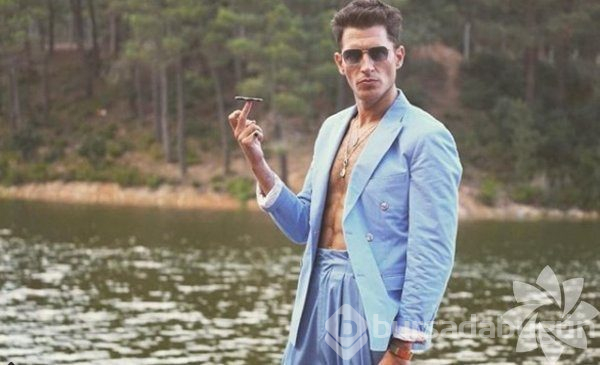 Uraz Kaygılaroğlu Instagram'da neler paylaşıyor?
