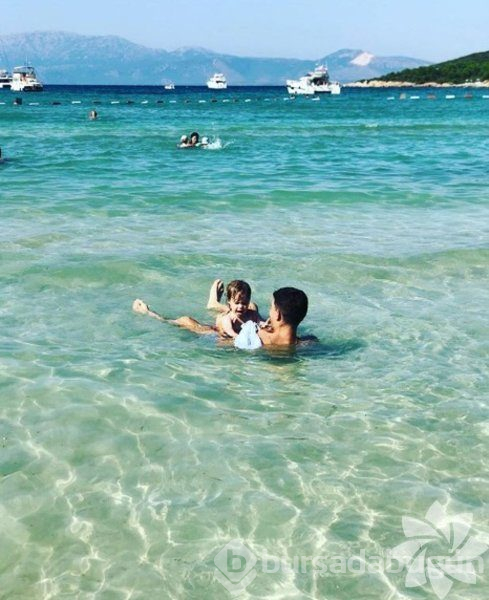 Uraz Kaygılaroğlu Instagram'da neler paylaşıyor?
